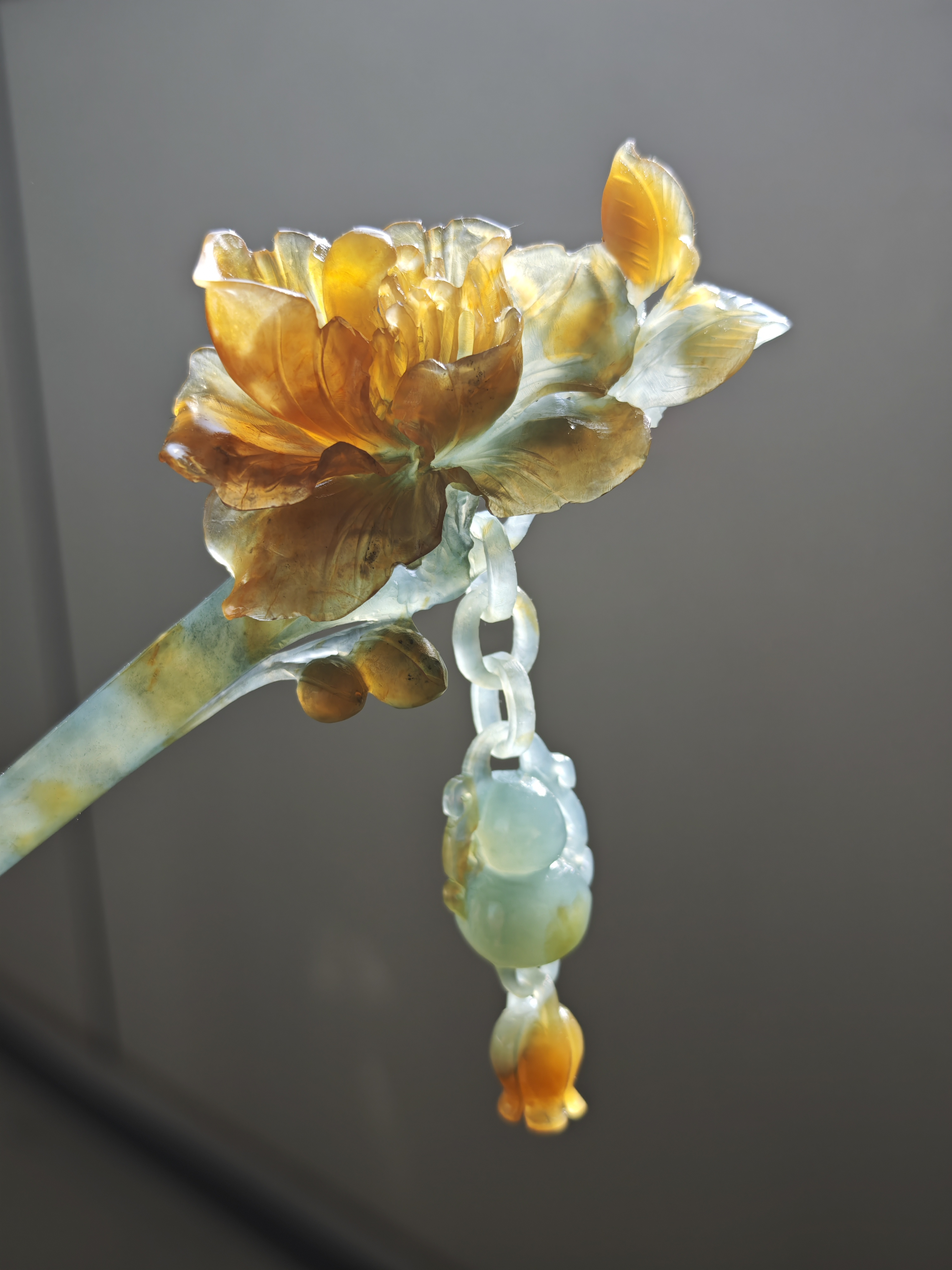 Lily & Fortune’s Flowing Radiance