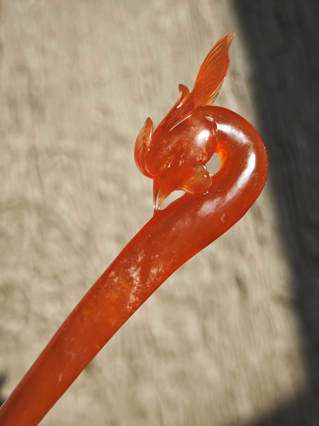 Crimson Phoenix Hairpin: Auspicious Embrace
