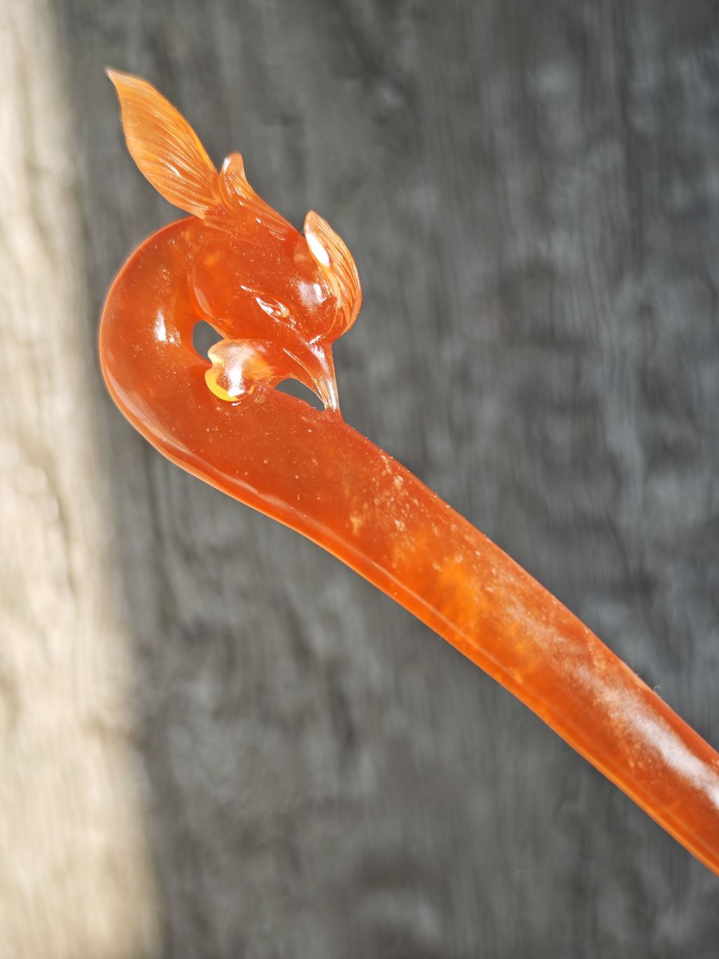 Crimson Phoenix Hairpin: Auspicious Embrace