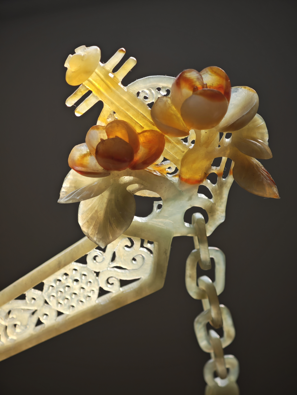Lute & Blossom Carved Jade Hairpin