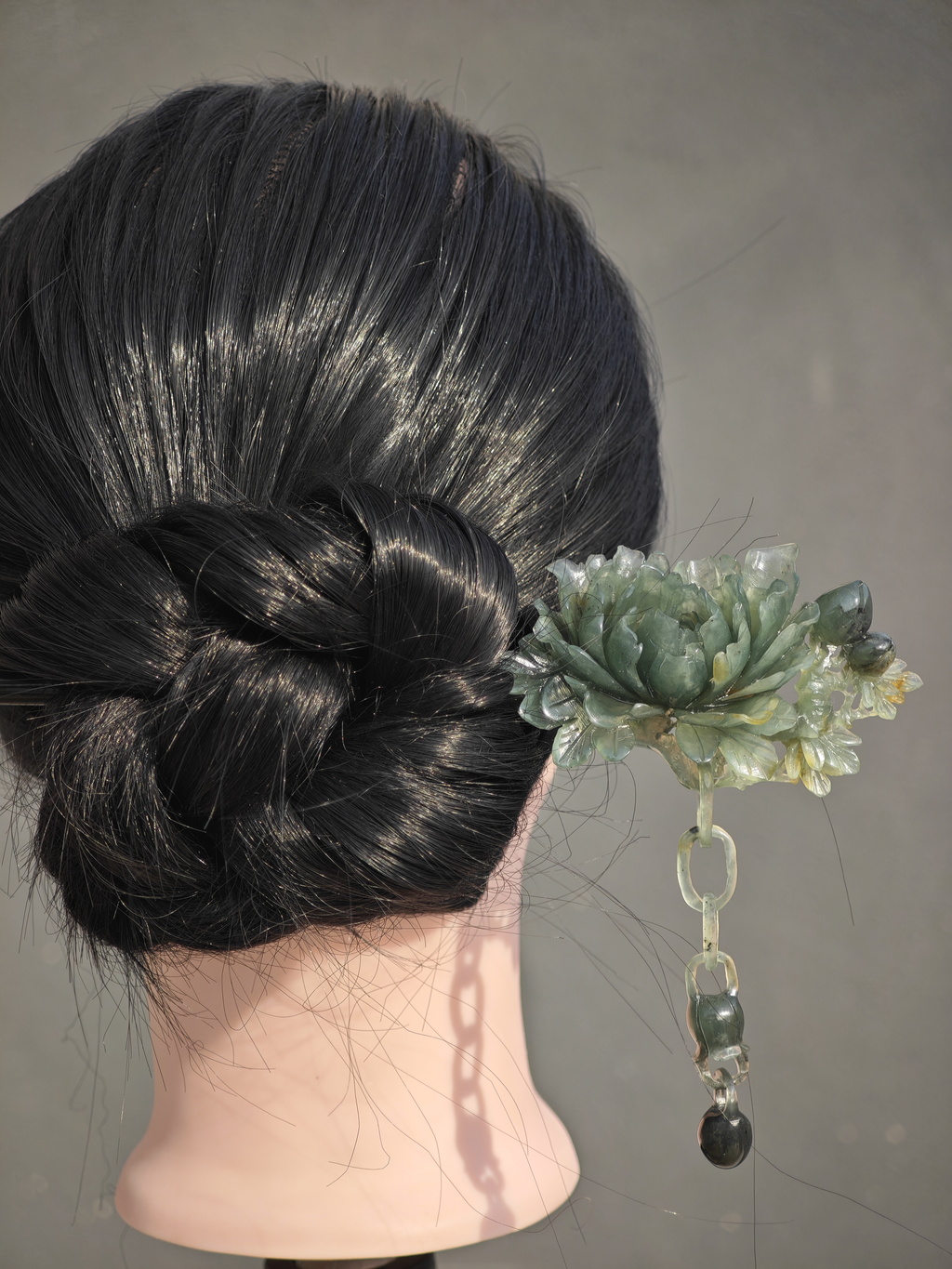 Dark Verdant Peony Jade Hairpin