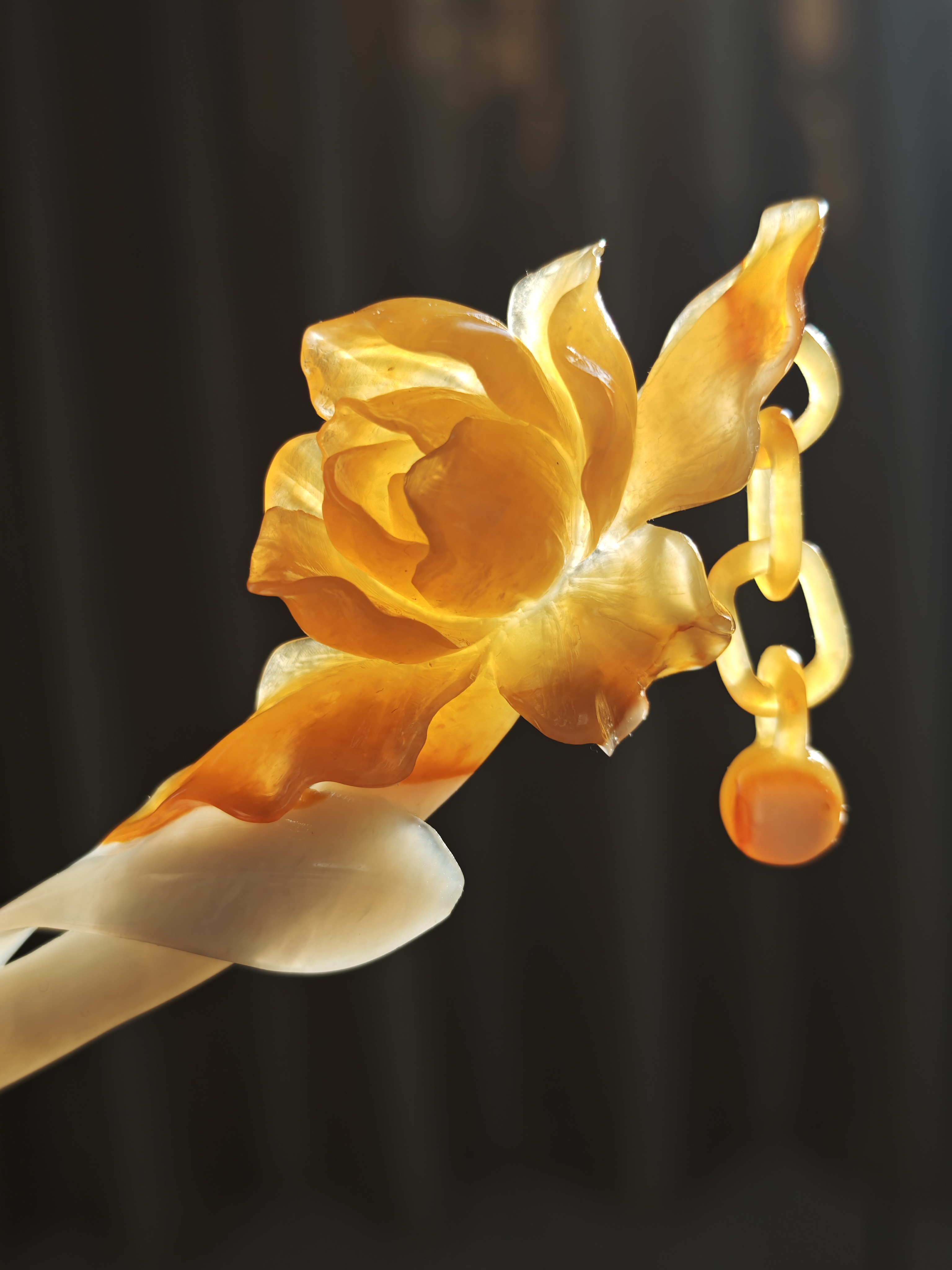 Golden Magnolia Jade Hairpin