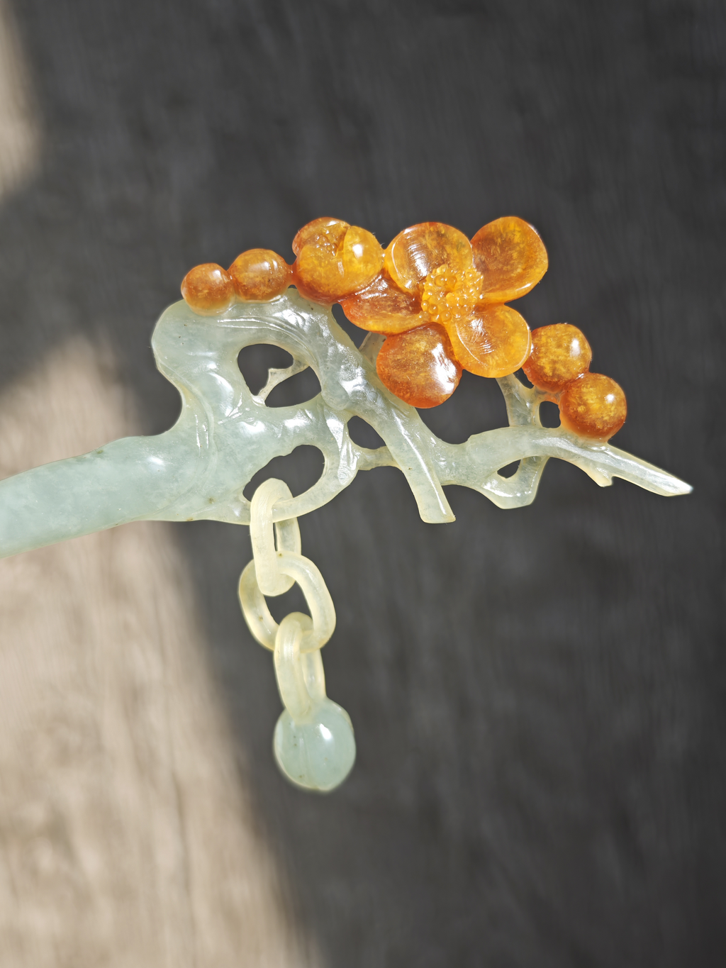 Pale Twig with Golden Plum