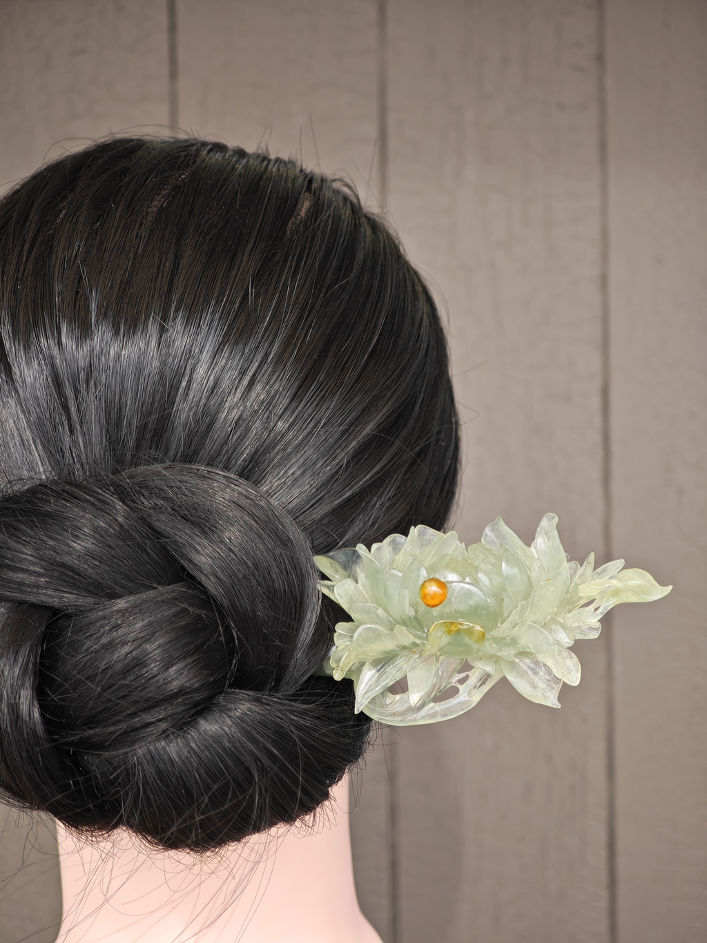 Jade Peony’s Regal Bloom Hairpin
