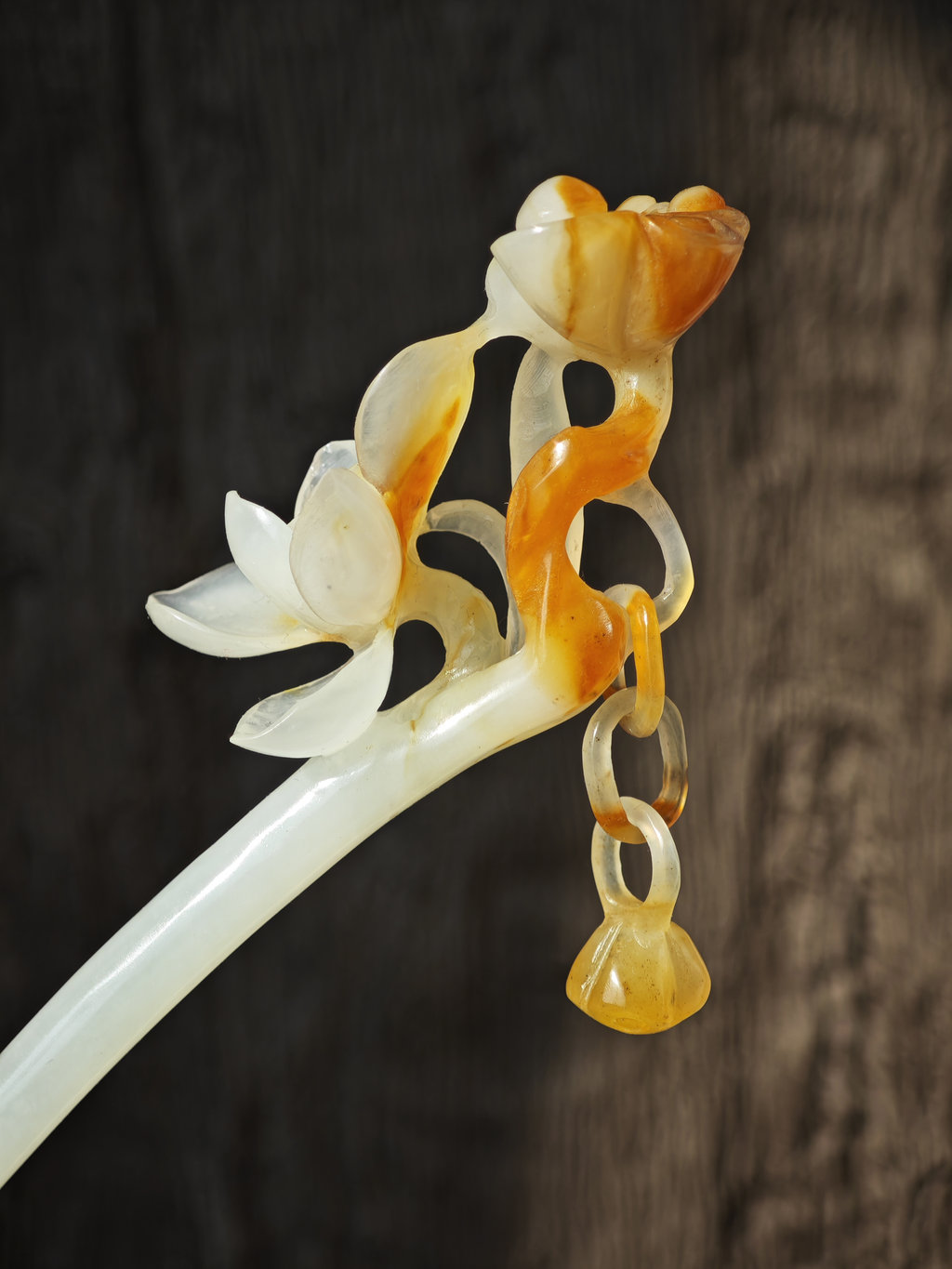 Jade Lotus with Dewdrop Hairpin