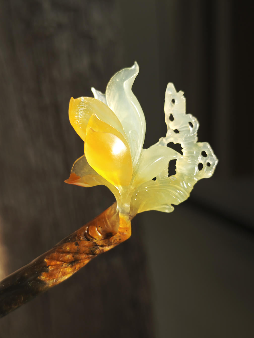 Jade Magnolia & Butterfly Hairpin