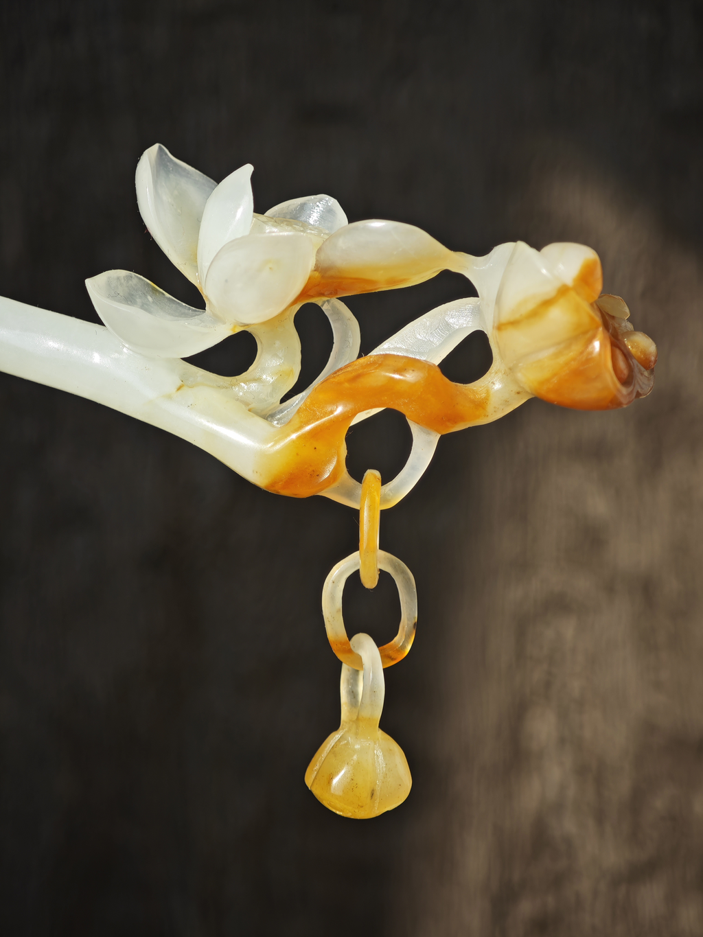 Jade Lotus with Dewdrop Hairpin