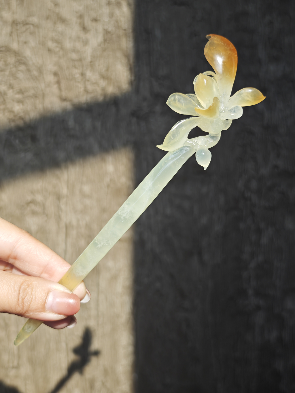Jade Orchid’s Sunlit Glow Hairpin