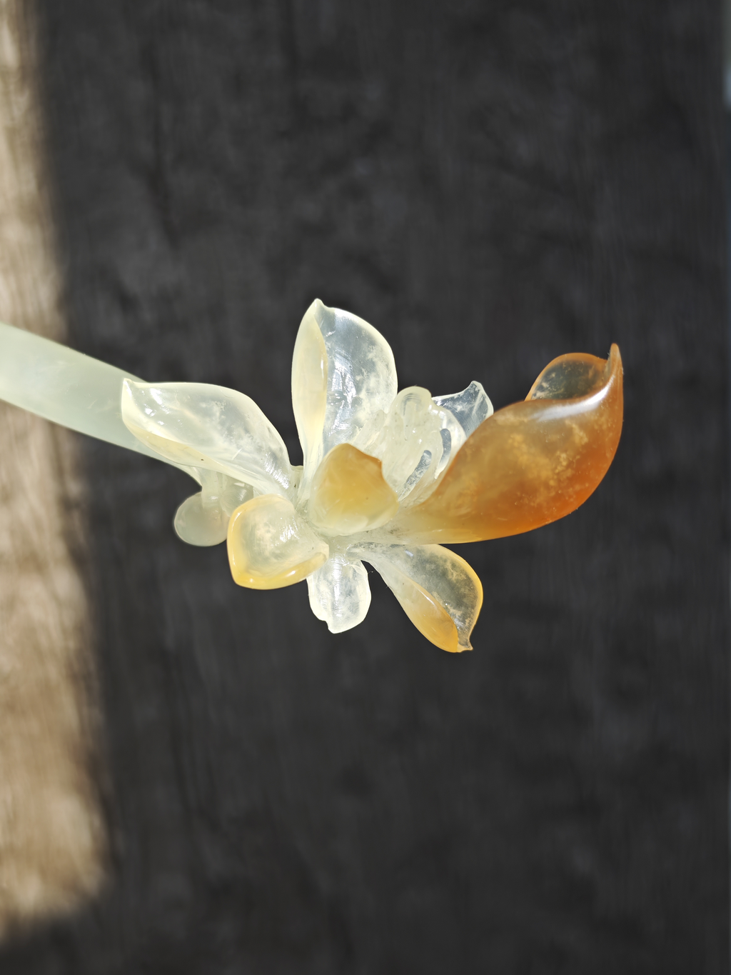 Jade Orchid’s Sunlit Glow Hairpin