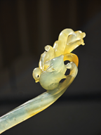 Jade Fox’s Enchanting Charm Hairpin