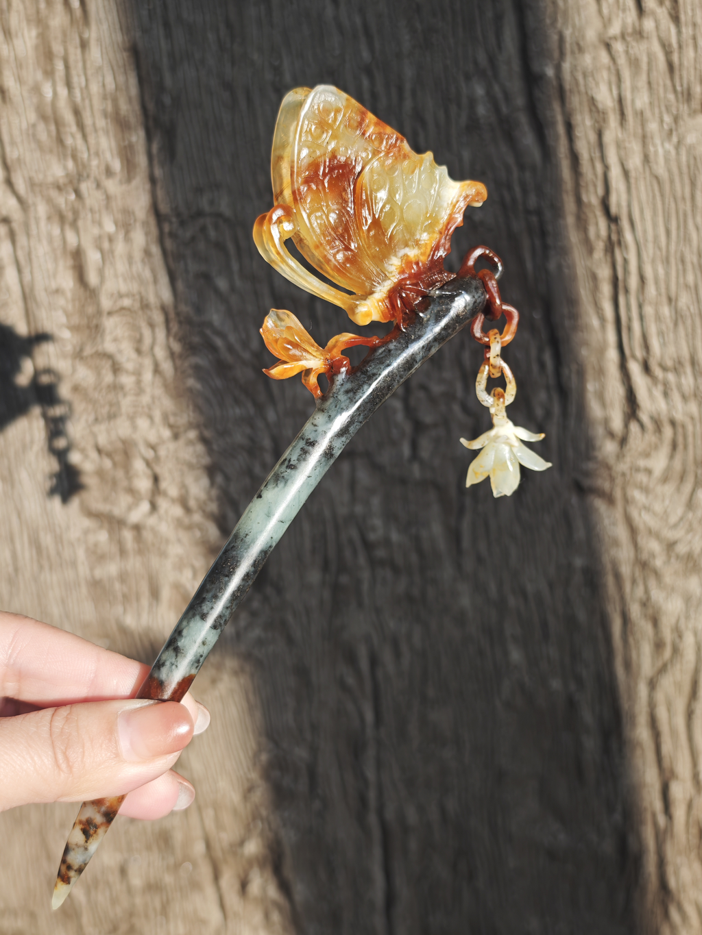 Dancing Butterfly on Jade Branch Hairpin