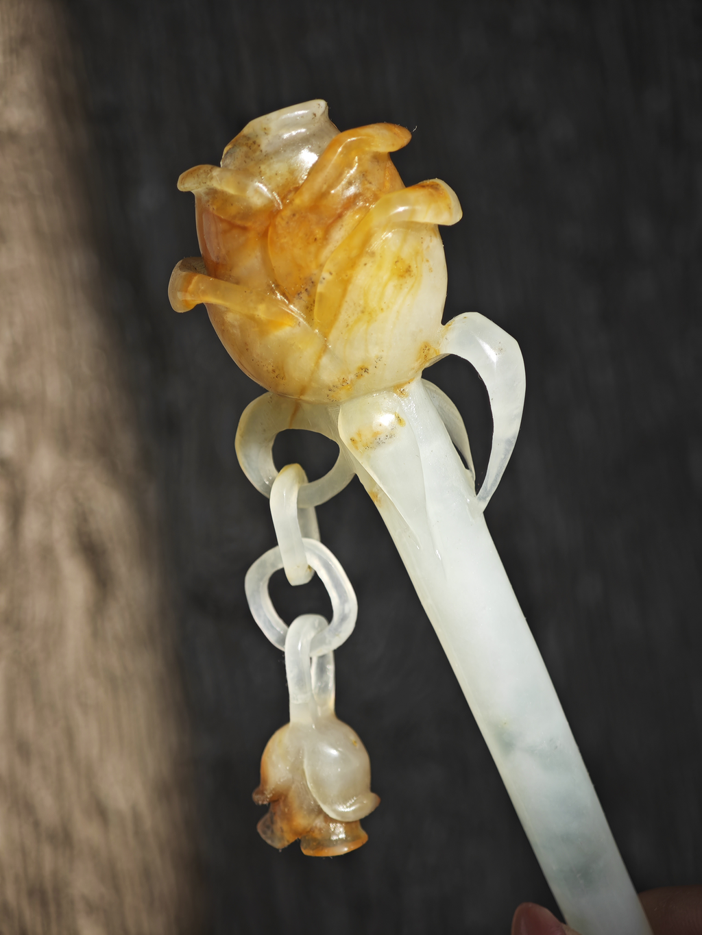 Jade Rose’s Gilded Radiance Hairpin