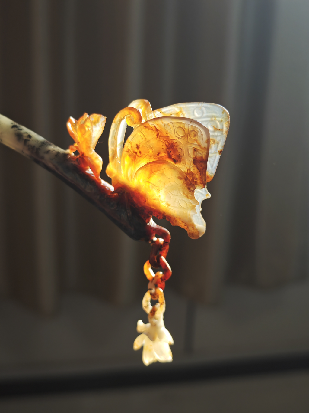Dancing Butterfly on Jade Branch Hairpin