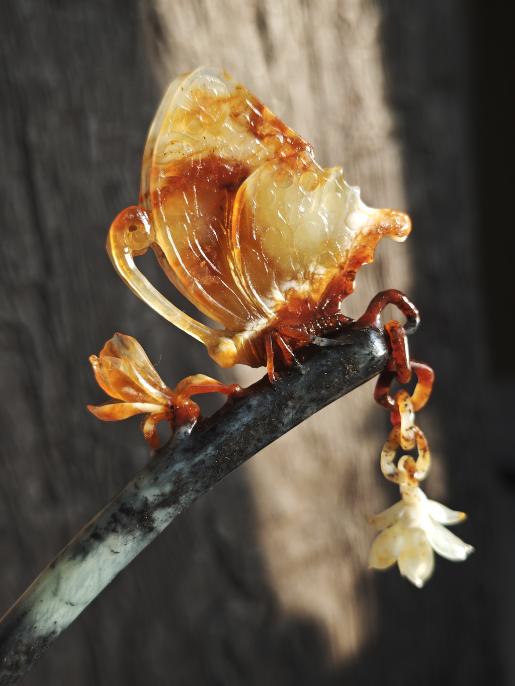 Dancing Butterfly on Jade Branch Hairpin