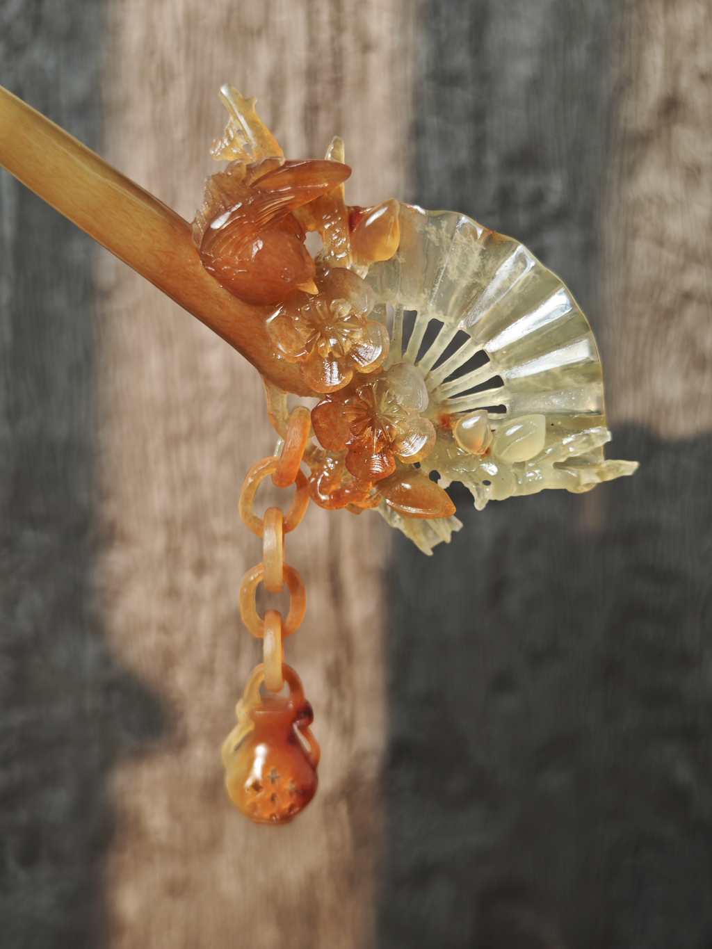 Golden Oriole Perched by Plum & Fan Jasper Hairpin
