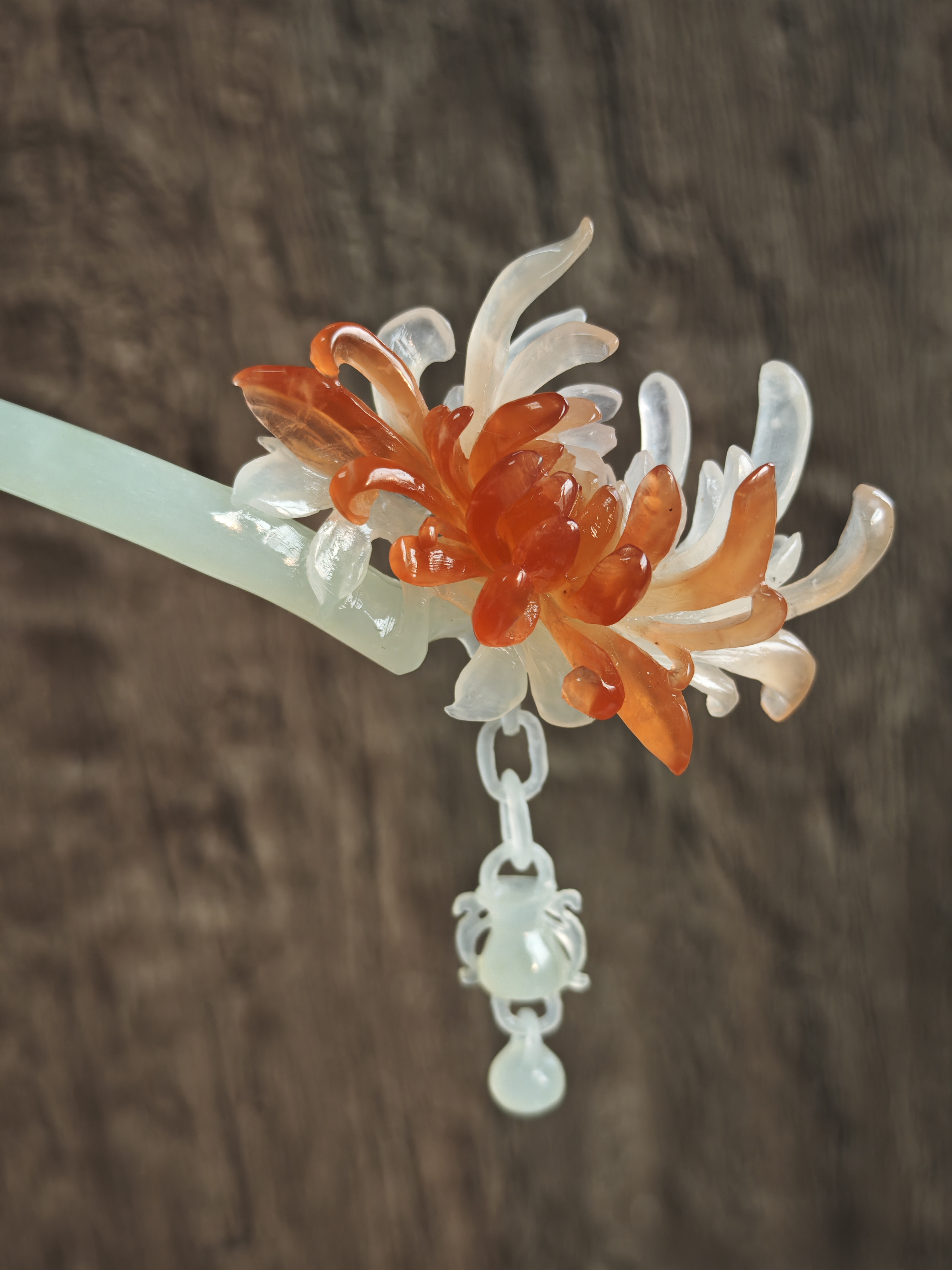 Frost Chrysanthemum & Rosy Radiance