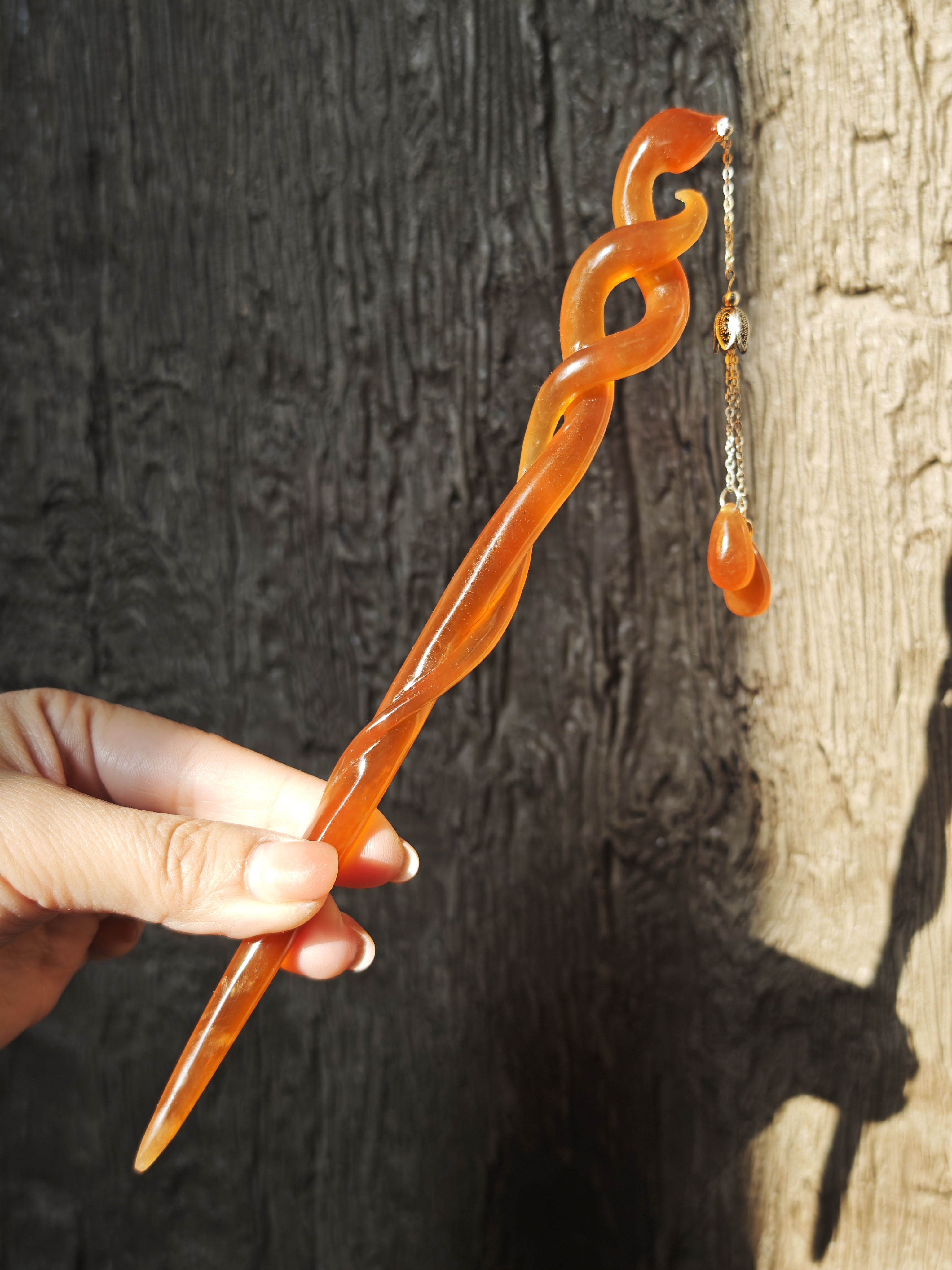Silk-Twisted Warm Jade Hairpin