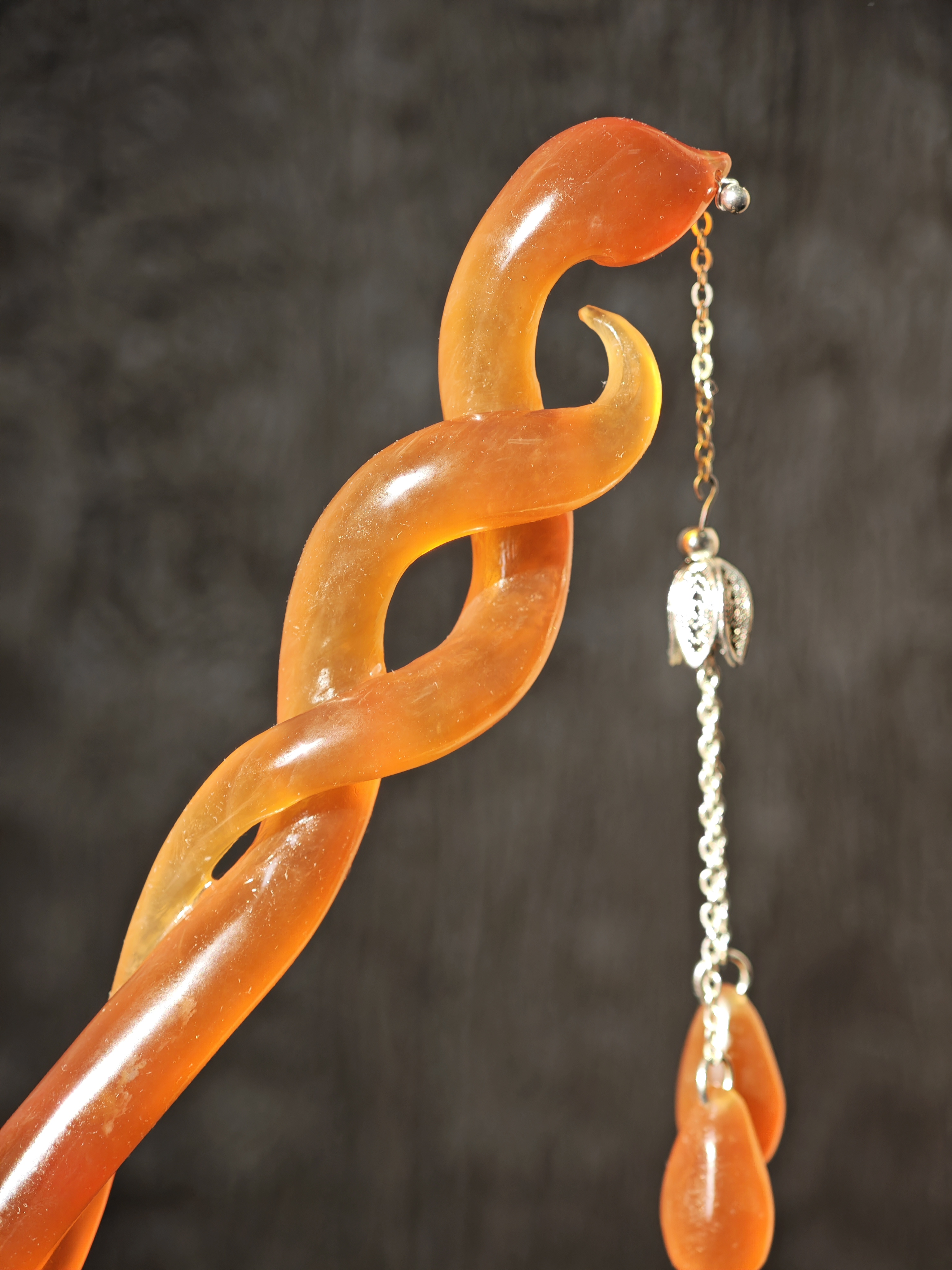 Silk-Twisted Warm Jade Hairpin