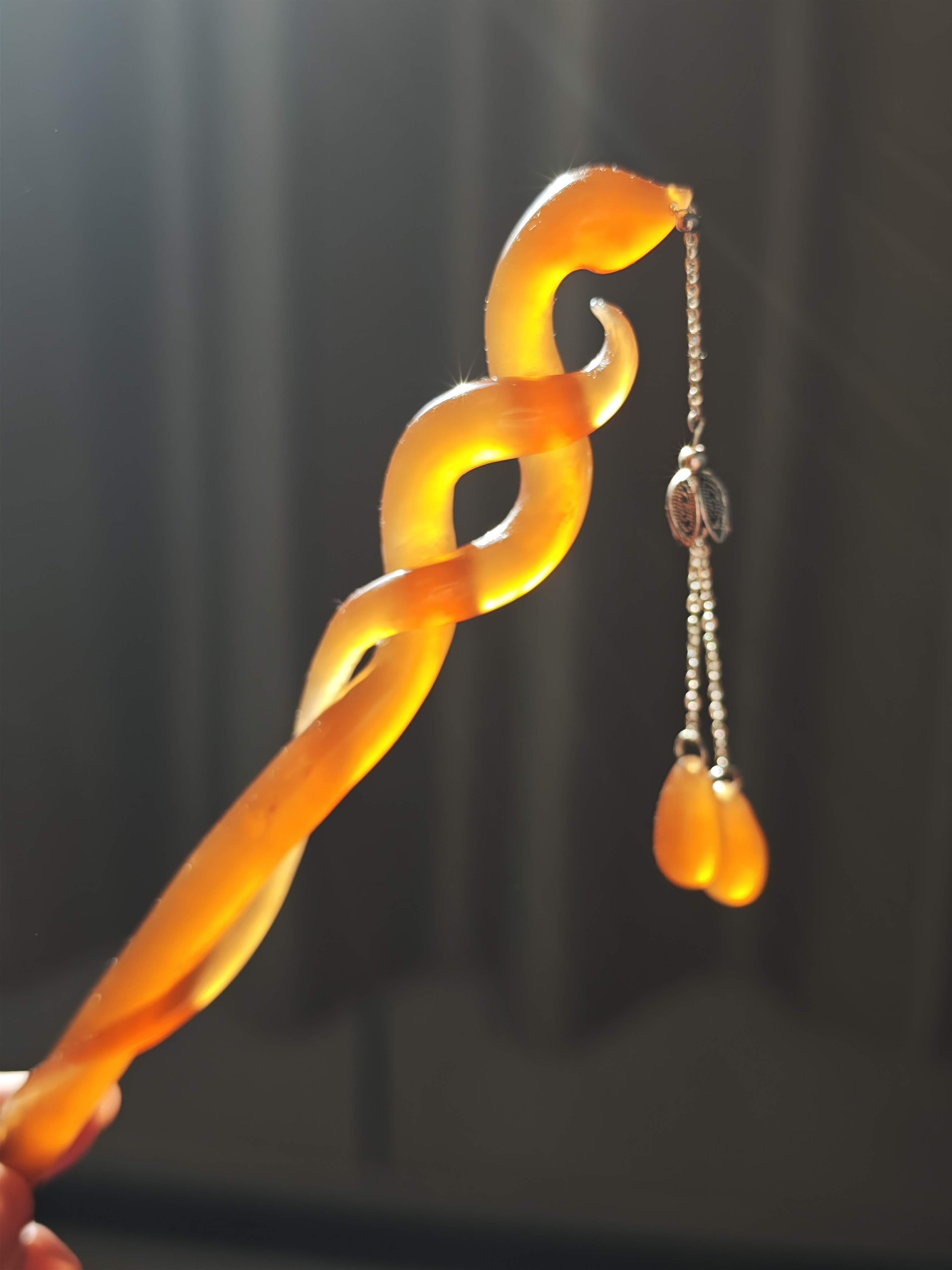 Silk-Twisted Warm Jade Hairpin