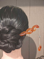 Silk-Twisted Warm Jade Hairpin