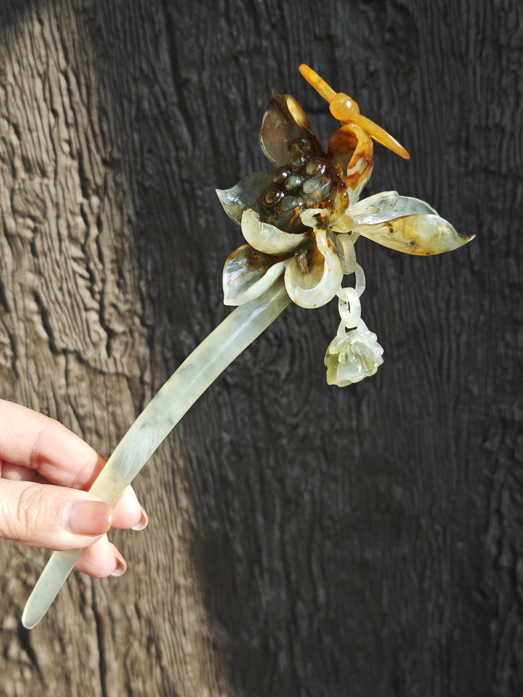 Dragonfly Perched on Lotus Jade Hairpin