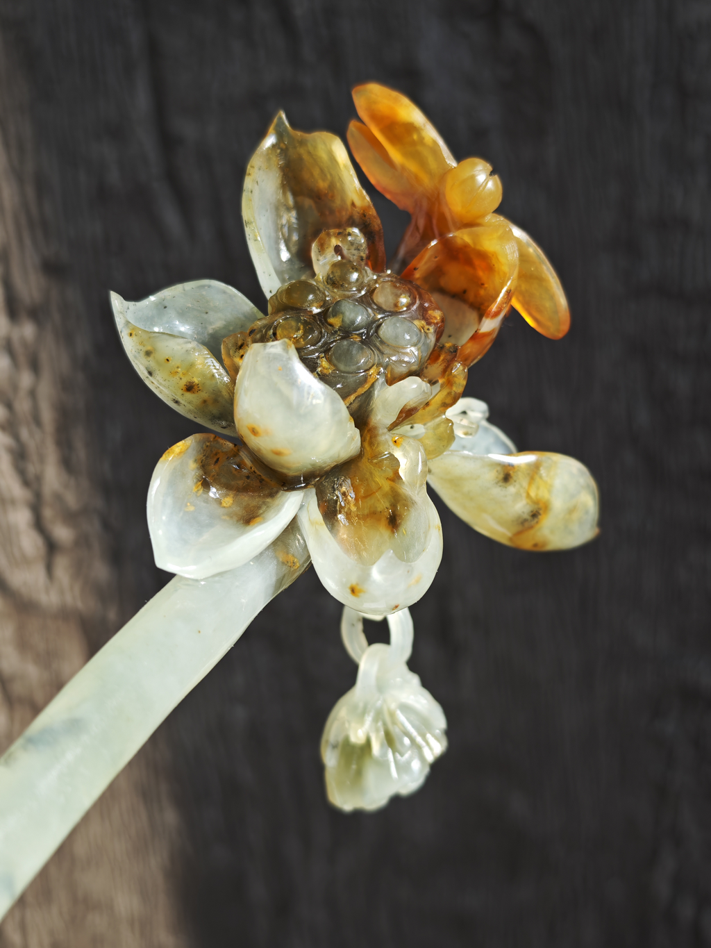 Dragonfly Perched on Lotus Jade Hairpin