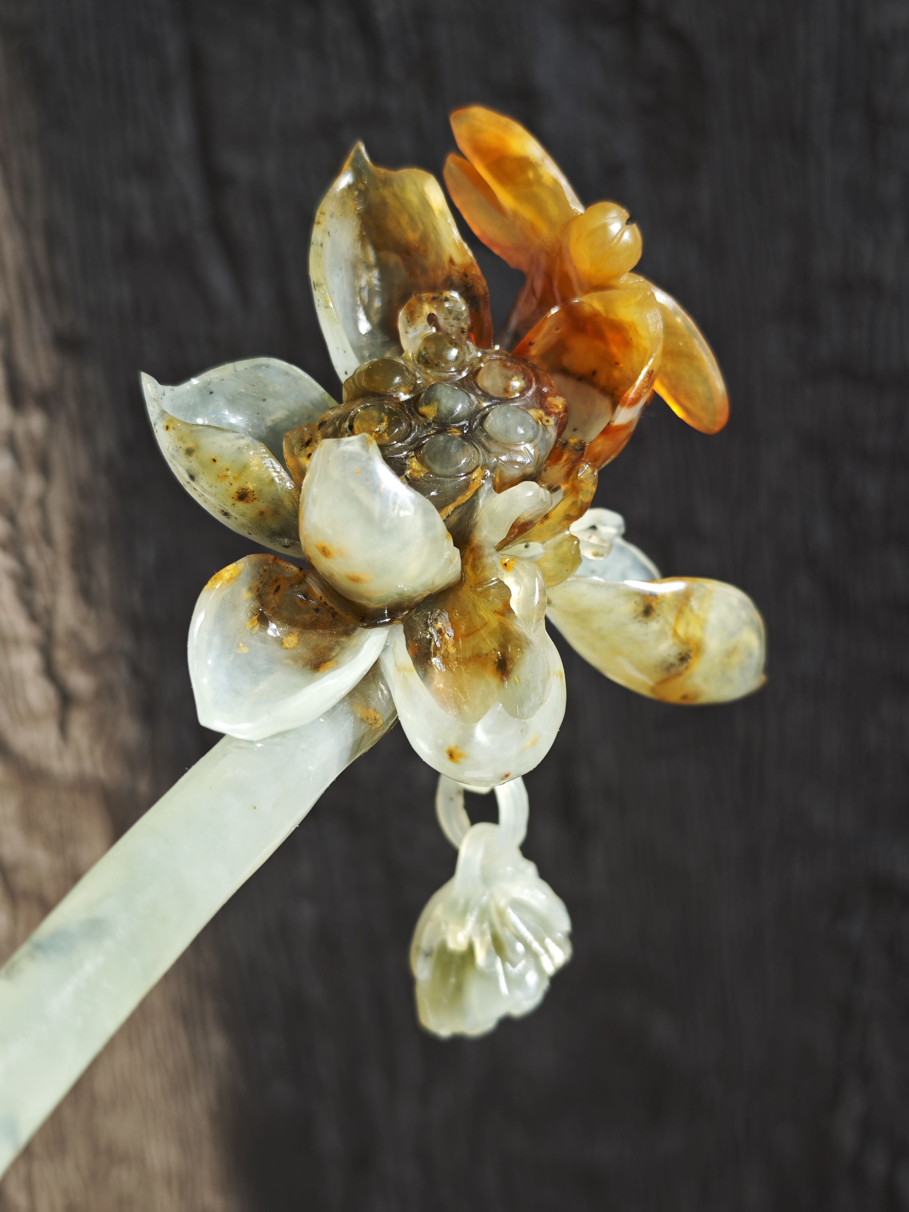 Dragonfly Perched on Lotus Jade Hairpin