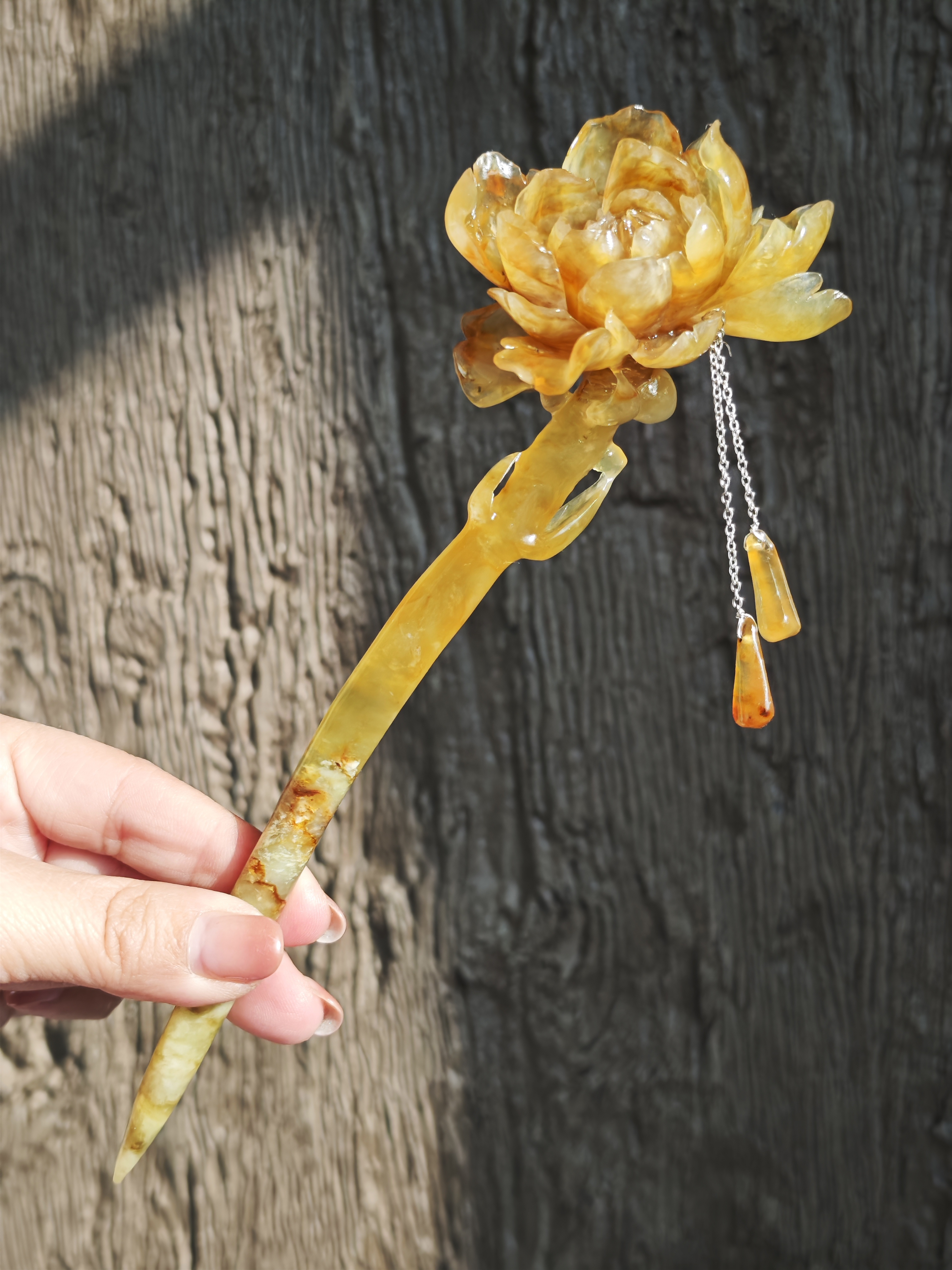 Golden Glow Jade Peony Hairpin