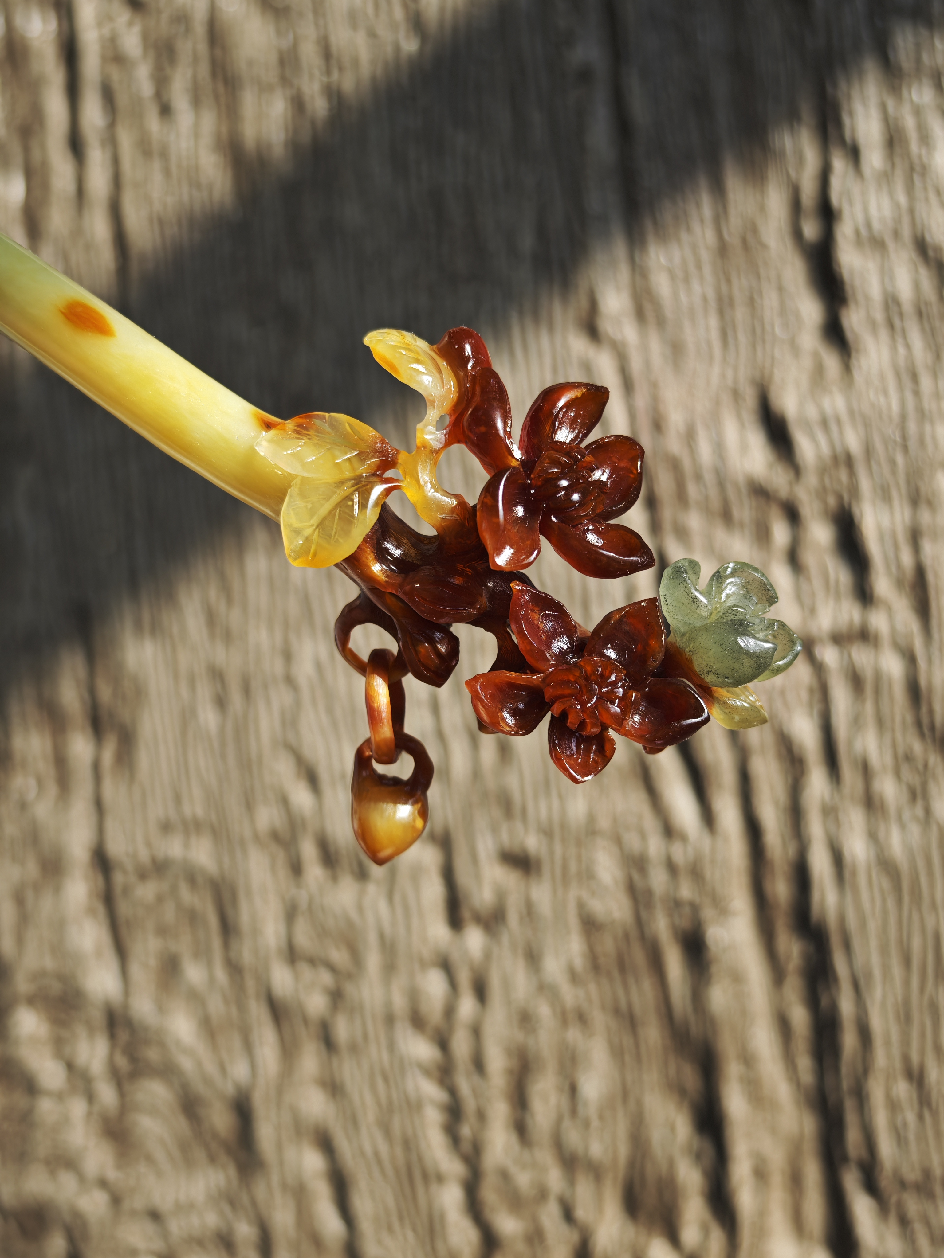 Crimson Petal Layered Jade Hairpin