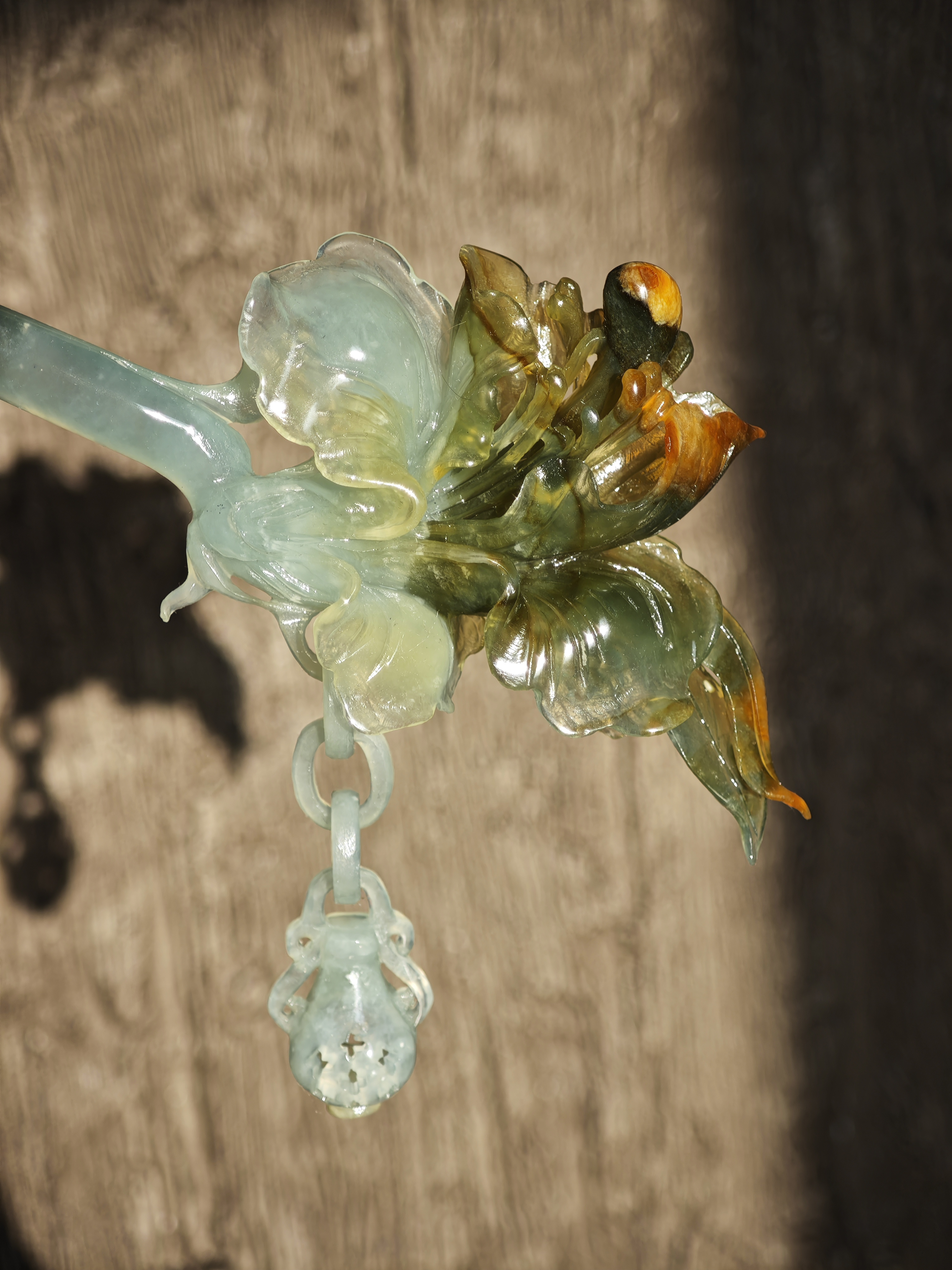 Artful Lily Jade Splendor