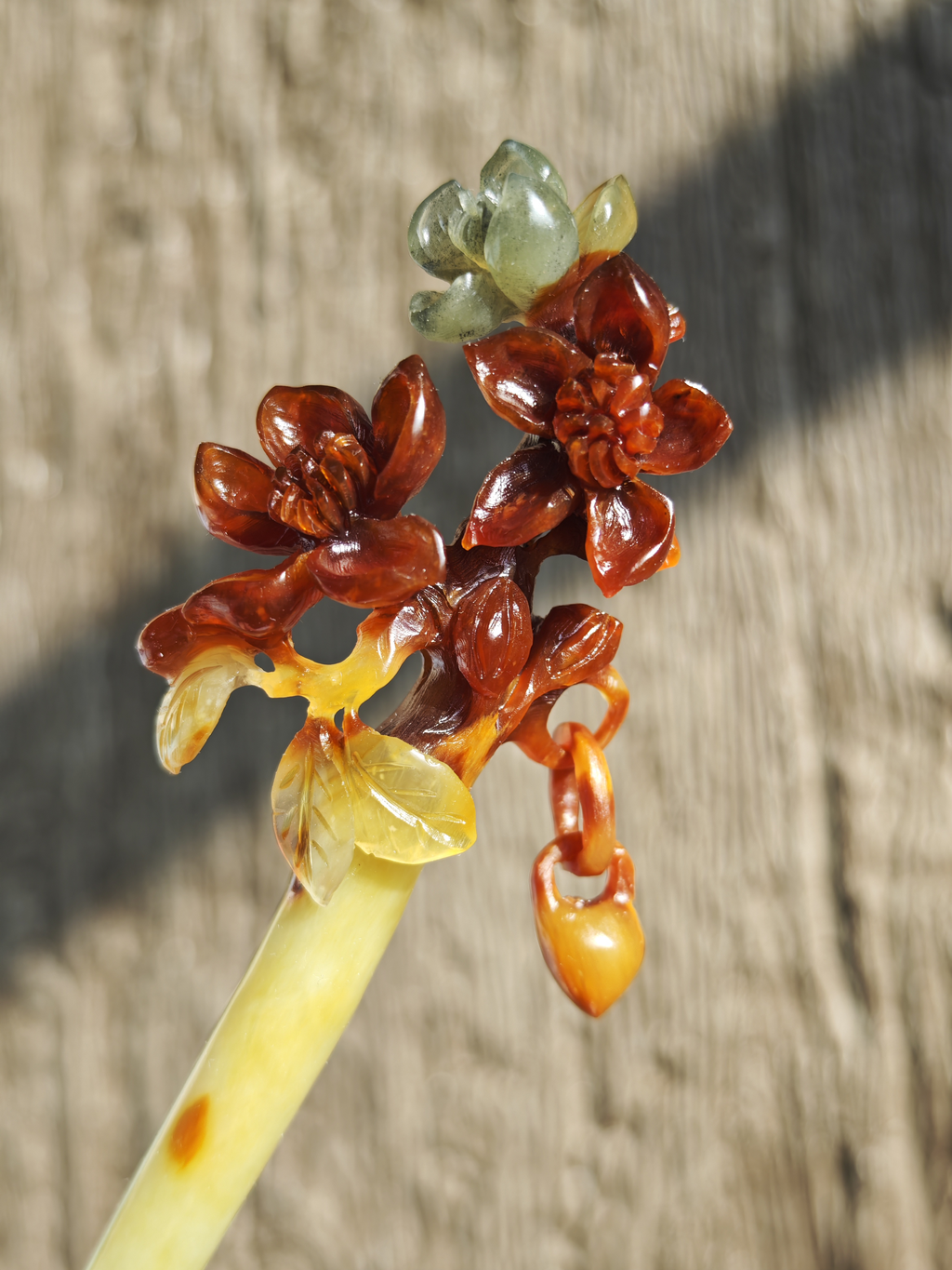 Crimson Petal Layered Jade Hairpin