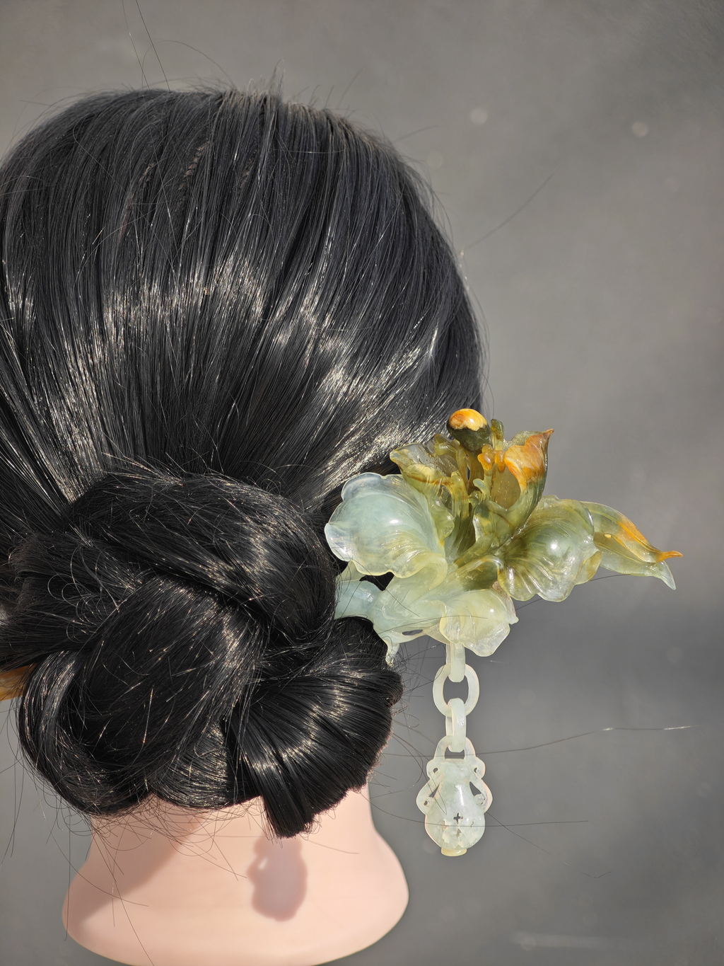 Artful Lily Jade Splendor