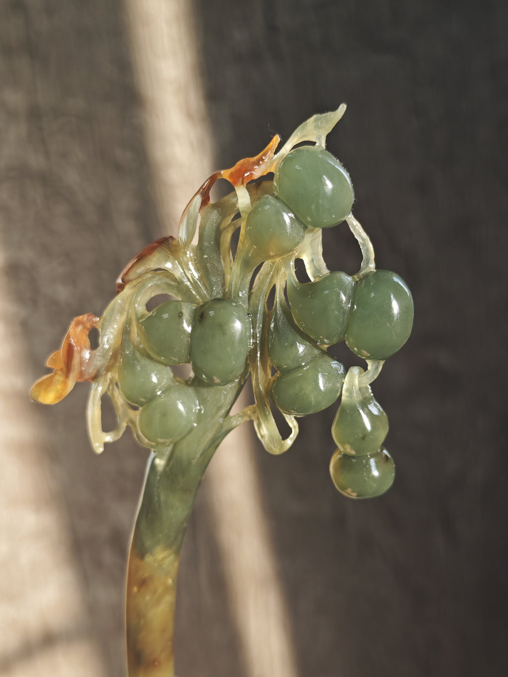 Emerald Gourd Bearing Good Fortune