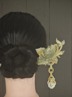 Lustrous Lily Jade Hairpin