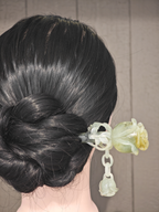 Golden-Verdant Unctuous Rose Jade Hairpin