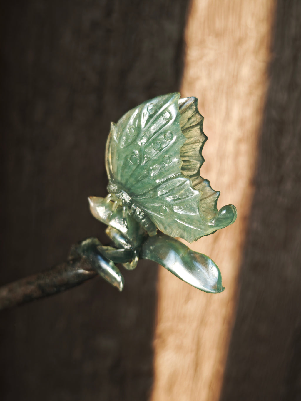Azure Wings — Jade Butterfly Hairpin & Sculptural Decor