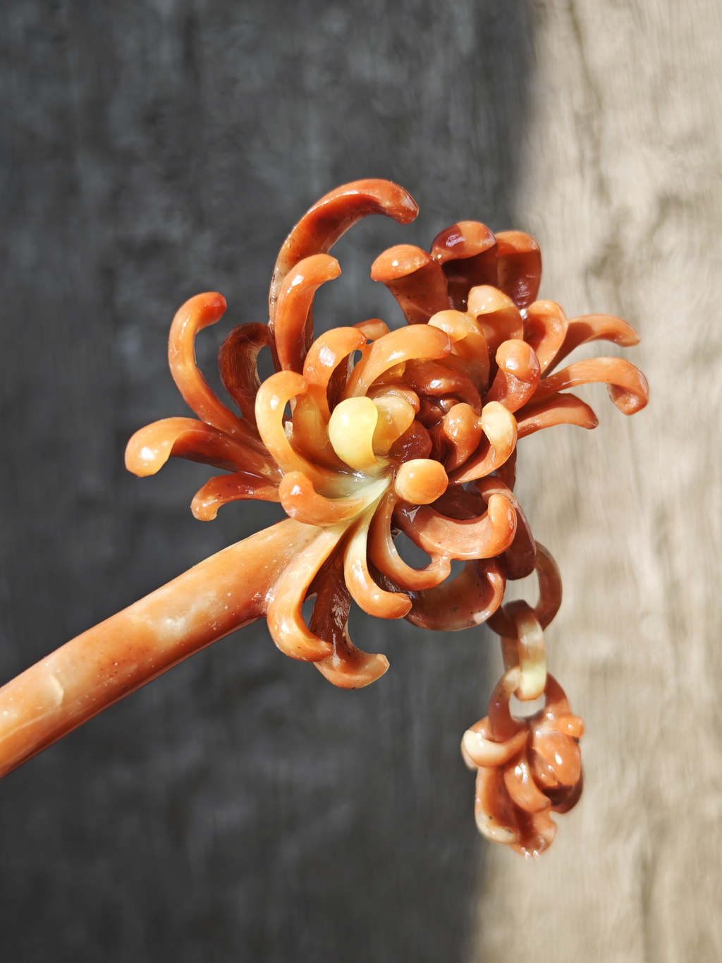 Crimson Chrysanthemum Jade Pin