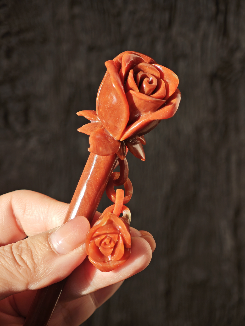 Crimson Unctuous Dual Rose Jade Hairpin