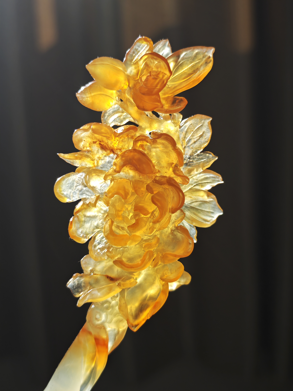 Golden Lustrous Regal Peony Jade Hairpin