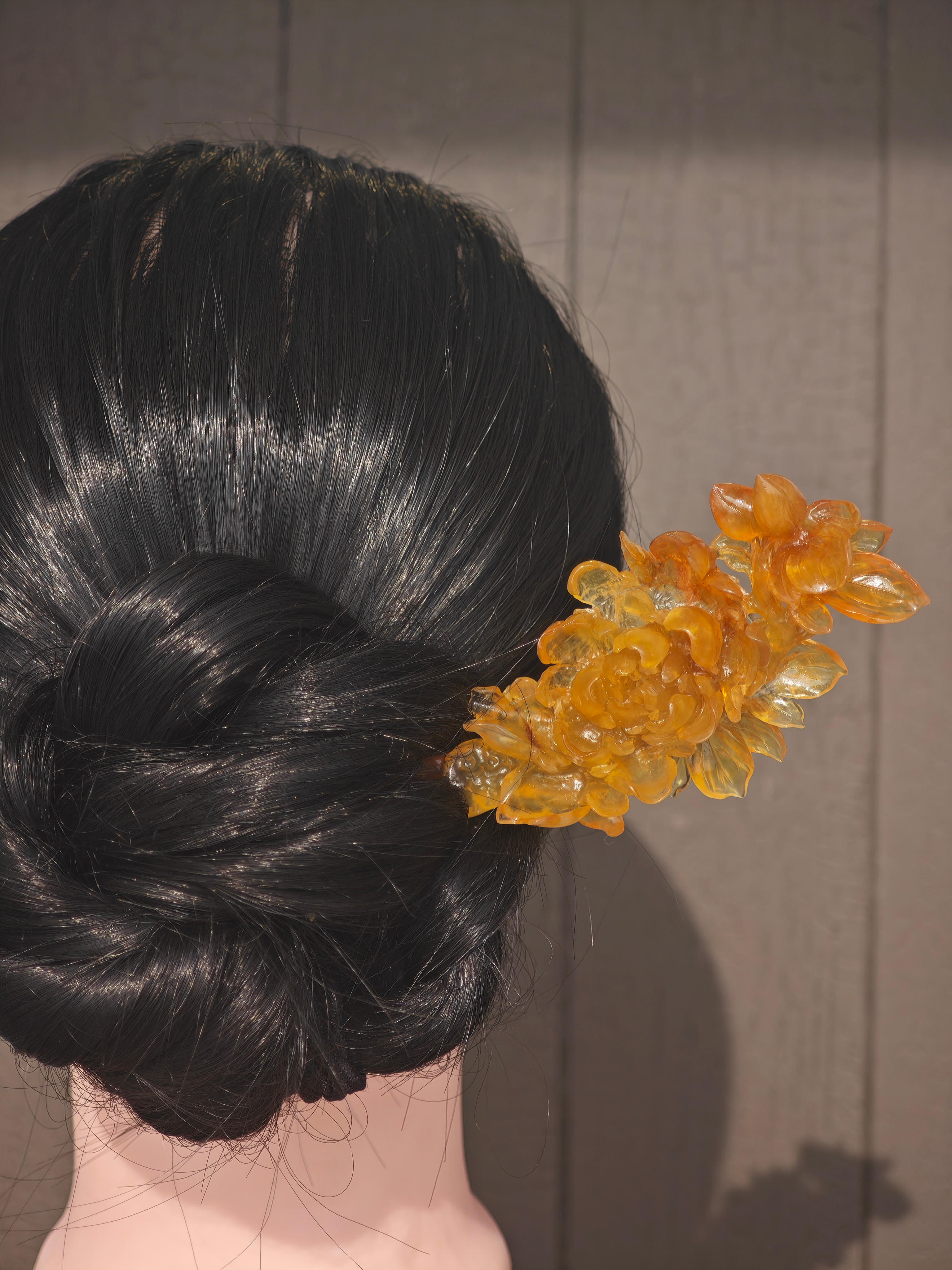 Golden Lustrous Regal Peony Jade Hairpin