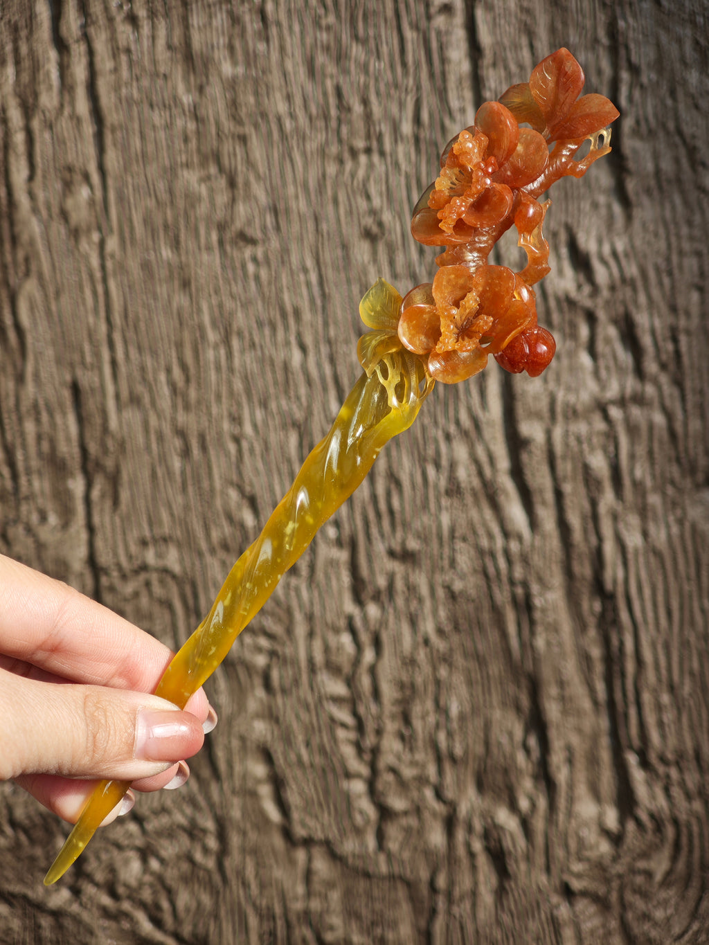 Desert Blossom Hairpin: A Sunlit Whisper from the East