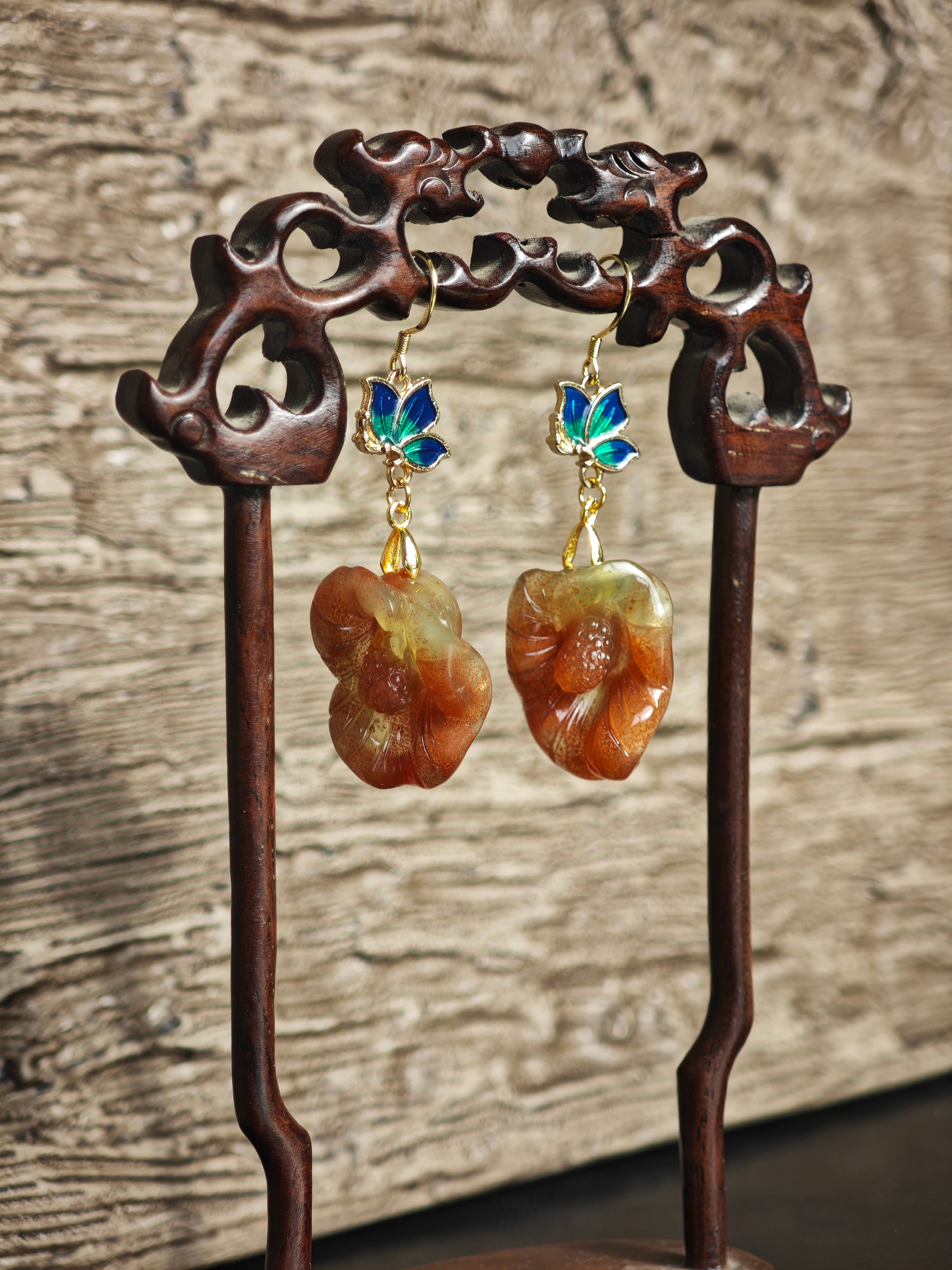 Sunlit Calla | Luminous Hollow-Out Earrings