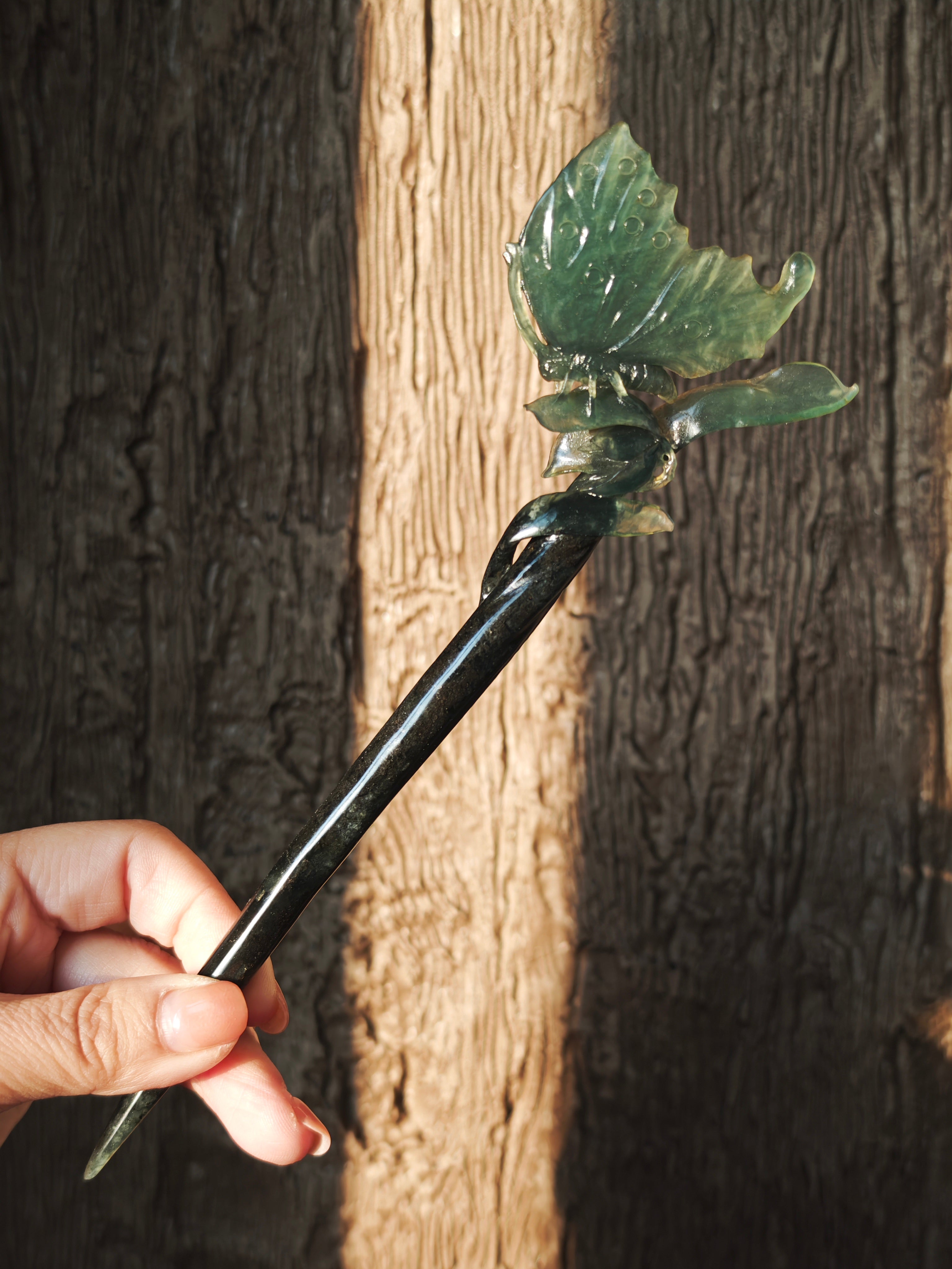Azure Wings — Jade Butterfly Hairpin & Sculptural Decor