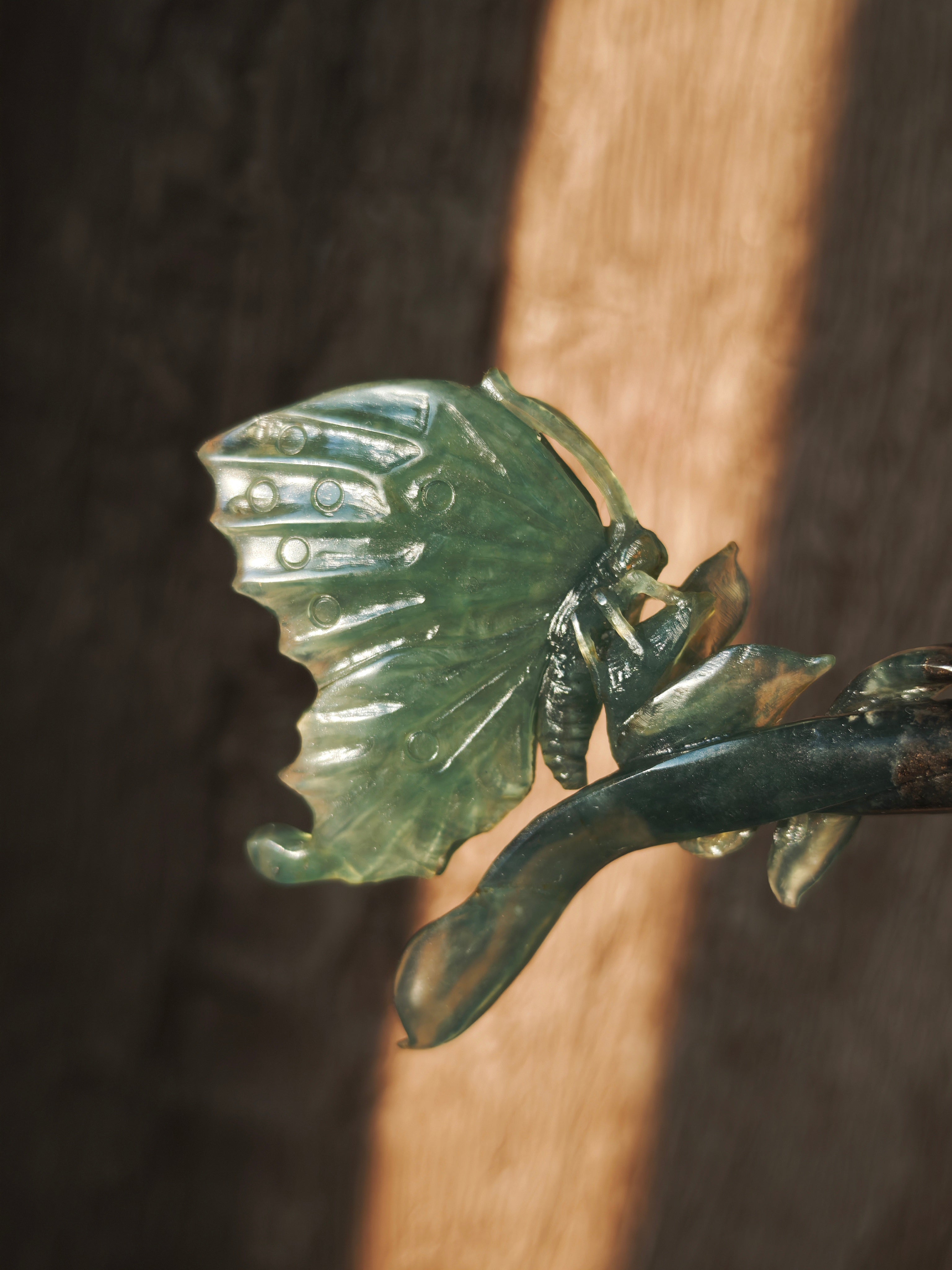 Azure Wings — Jade Butterfly Hairpin & Sculptural Decor